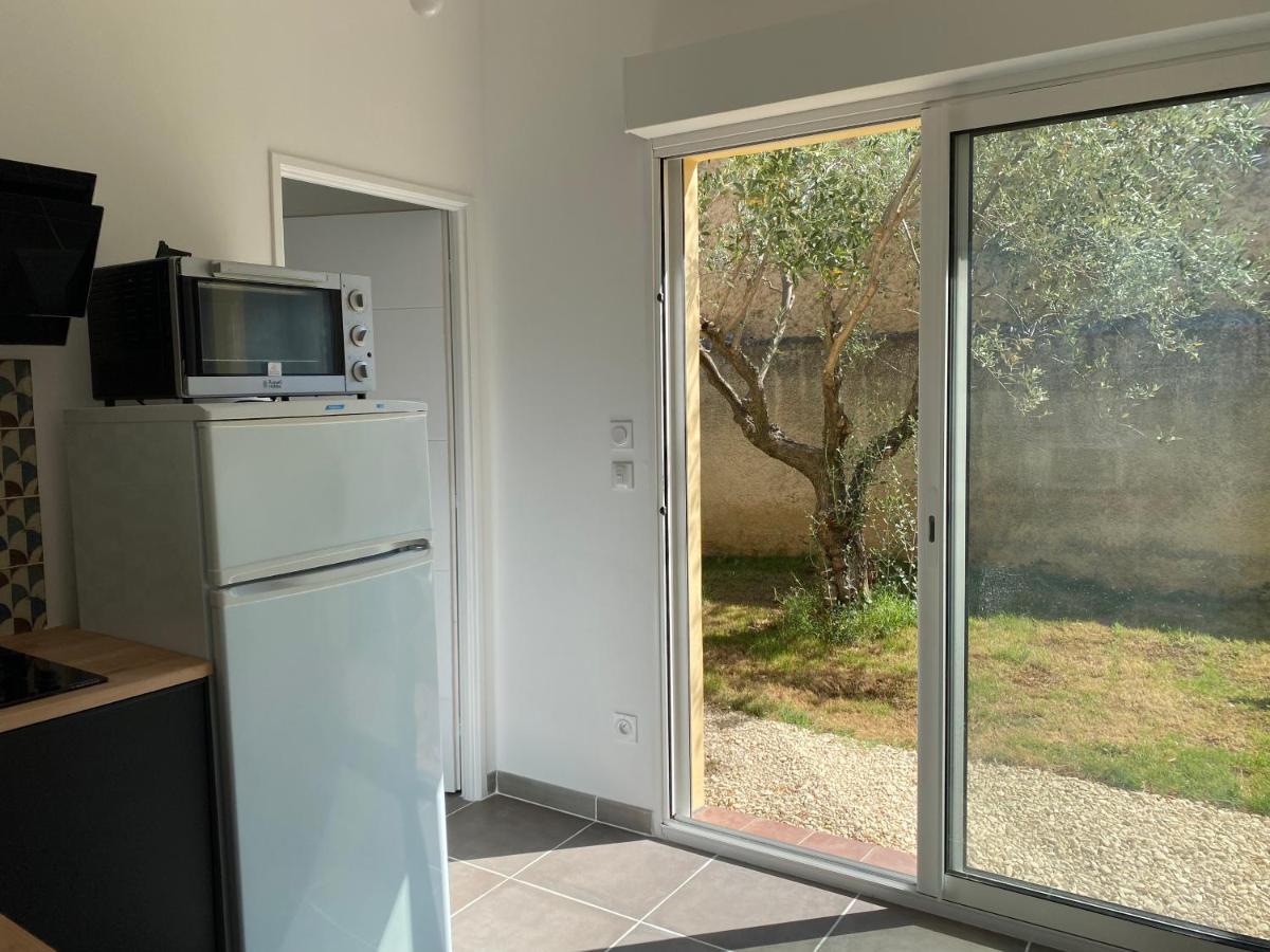 Gite Lou Sabai Au Pied Des Dentelles De Montmirail, Piscine Partagee Обиньон Екстериор снимка